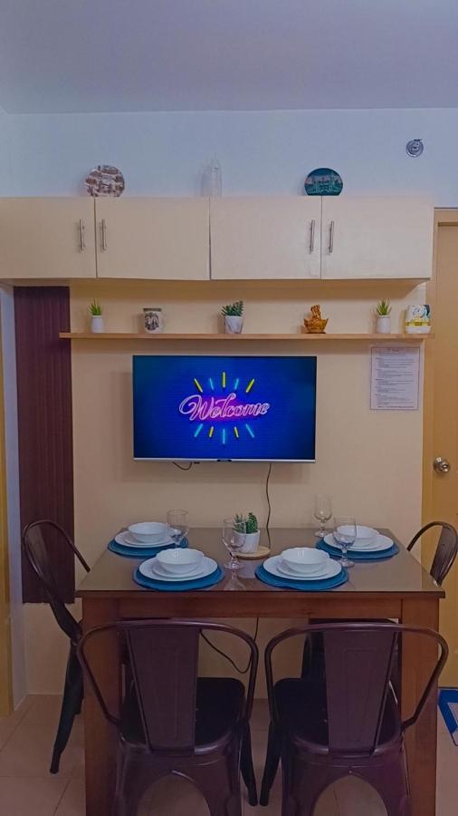 One Spatial Two Bedroom Condominium Unit With Pool And Gym Free Netflix And Wifi Iloilo City Εξωτερικό φωτογραφία