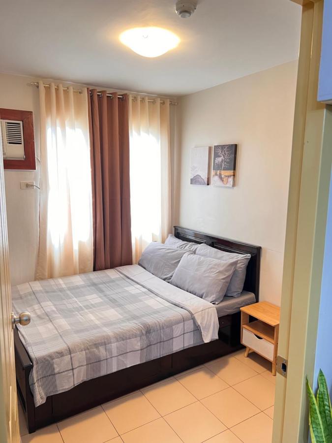 One Spatial Two Bedroom Condominium Unit With Pool And Gym Free Netflix And Wifi Iloilo City Εξωτερικό φωτογραφία