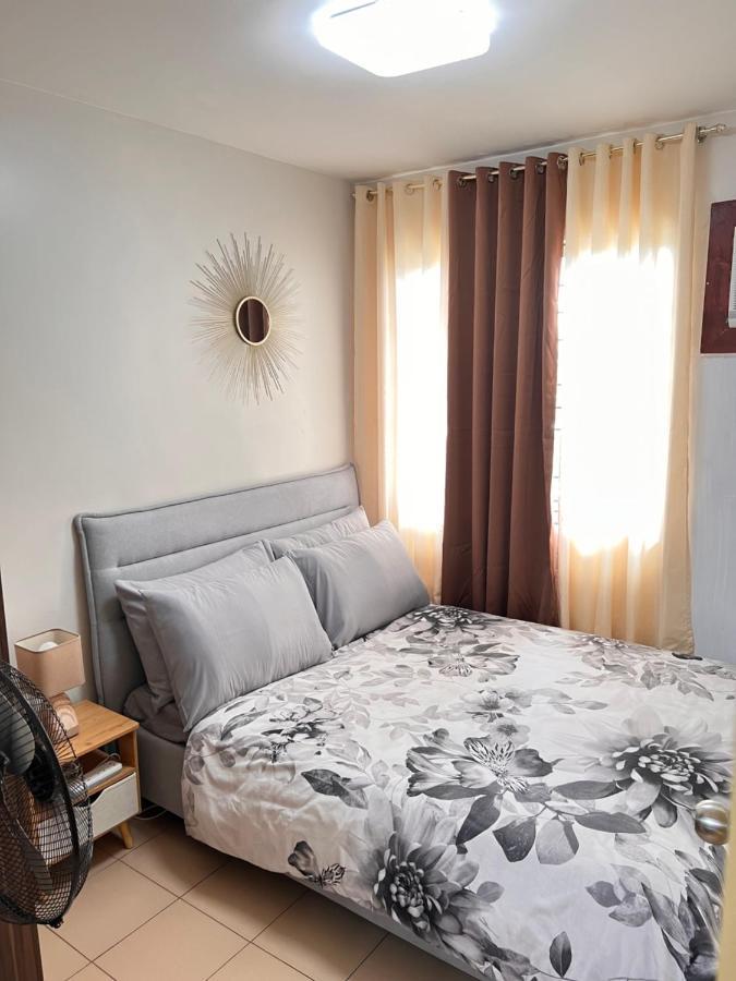 One Spatial Two Bedroom Condominium Unit With Pool And Gym Free Netflix And Wifi Iloilo City Εξωτερικό φωτογραφία